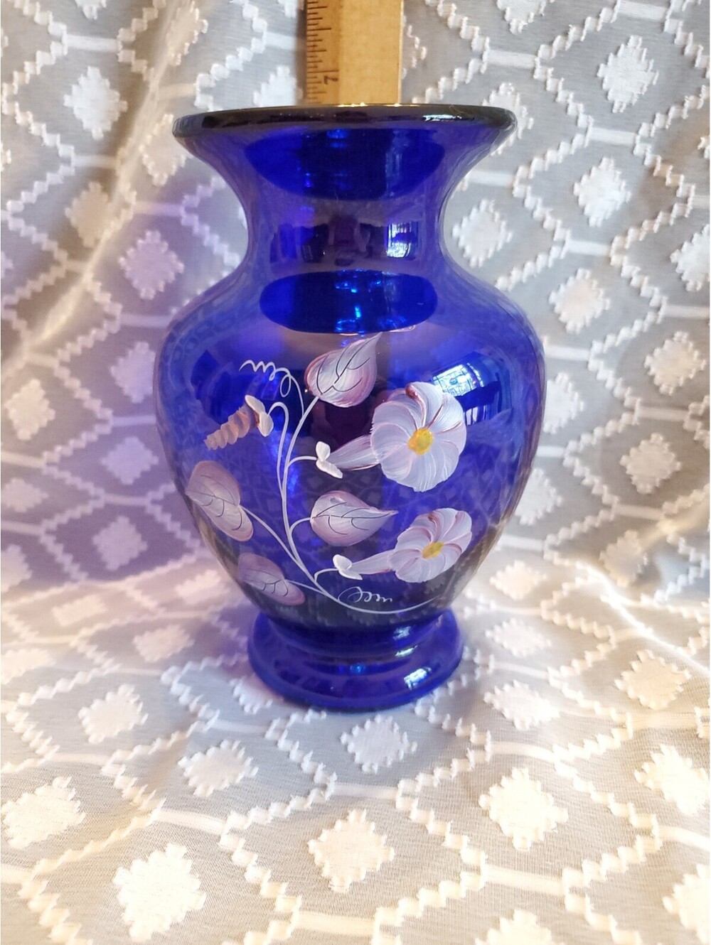 Beautiful Vtg Signed Morning Glory Fenton Vase